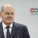 Шольц: РФ втрачає до 24 тисяч солдатів на місяць на війні в Україні