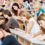 Повернення молоді з ТОТ: Міносвіти назвало найкращий стимул для українців